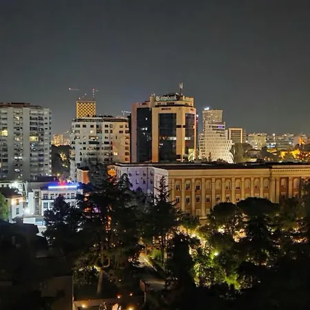 Grand Boulevard Apartment