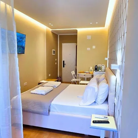 Grand Boulevard Apartment *